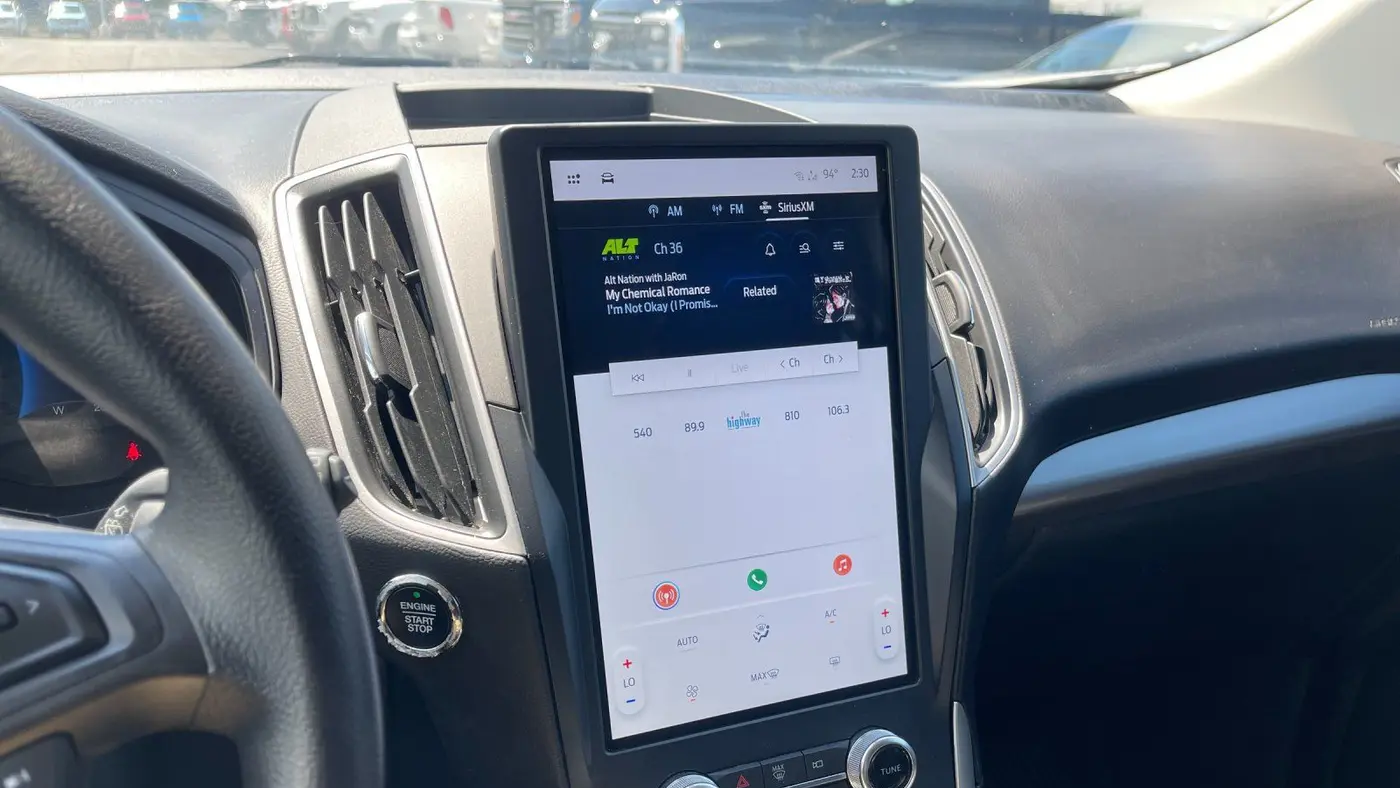 2024 Ford Edge SE