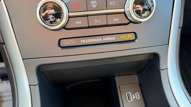 2024 Ford Edge SE