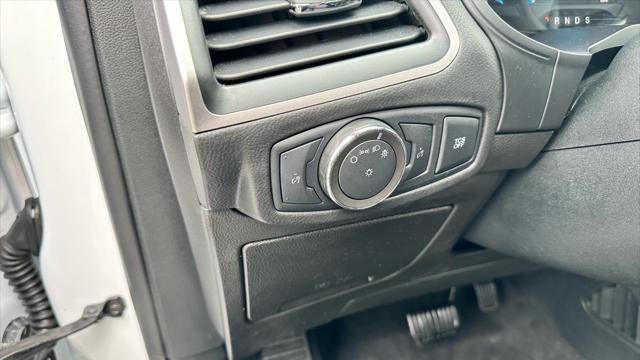 2022 Ford Edge SE