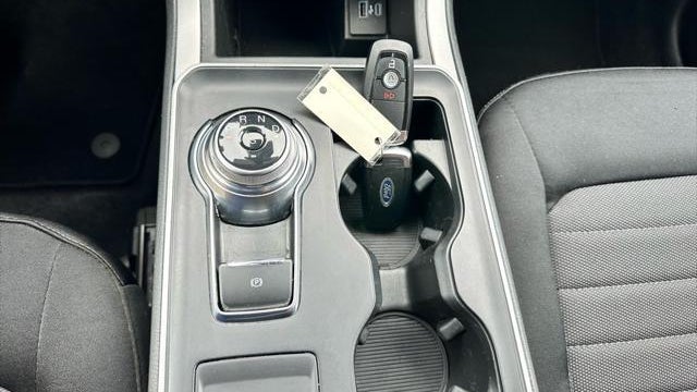 2022 Ford Edge SE