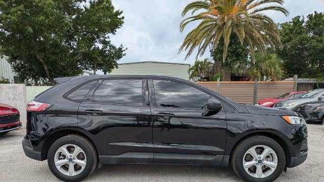 2022 Ford Edge SE