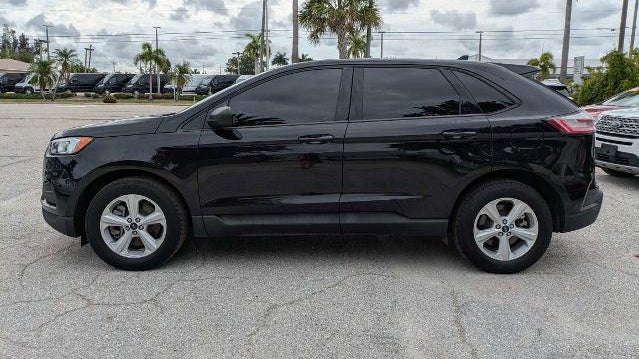 2022 Ford Edge SE