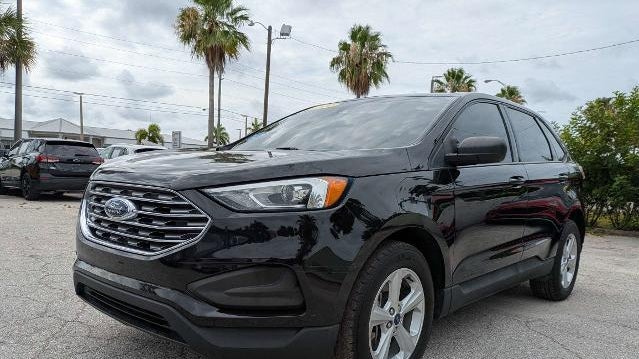 2022 Ford Edge SE