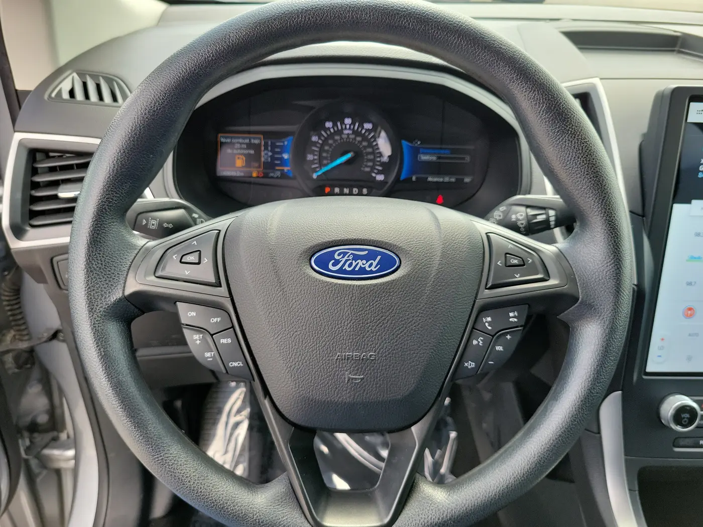 2022 Ford Edge - $17,880