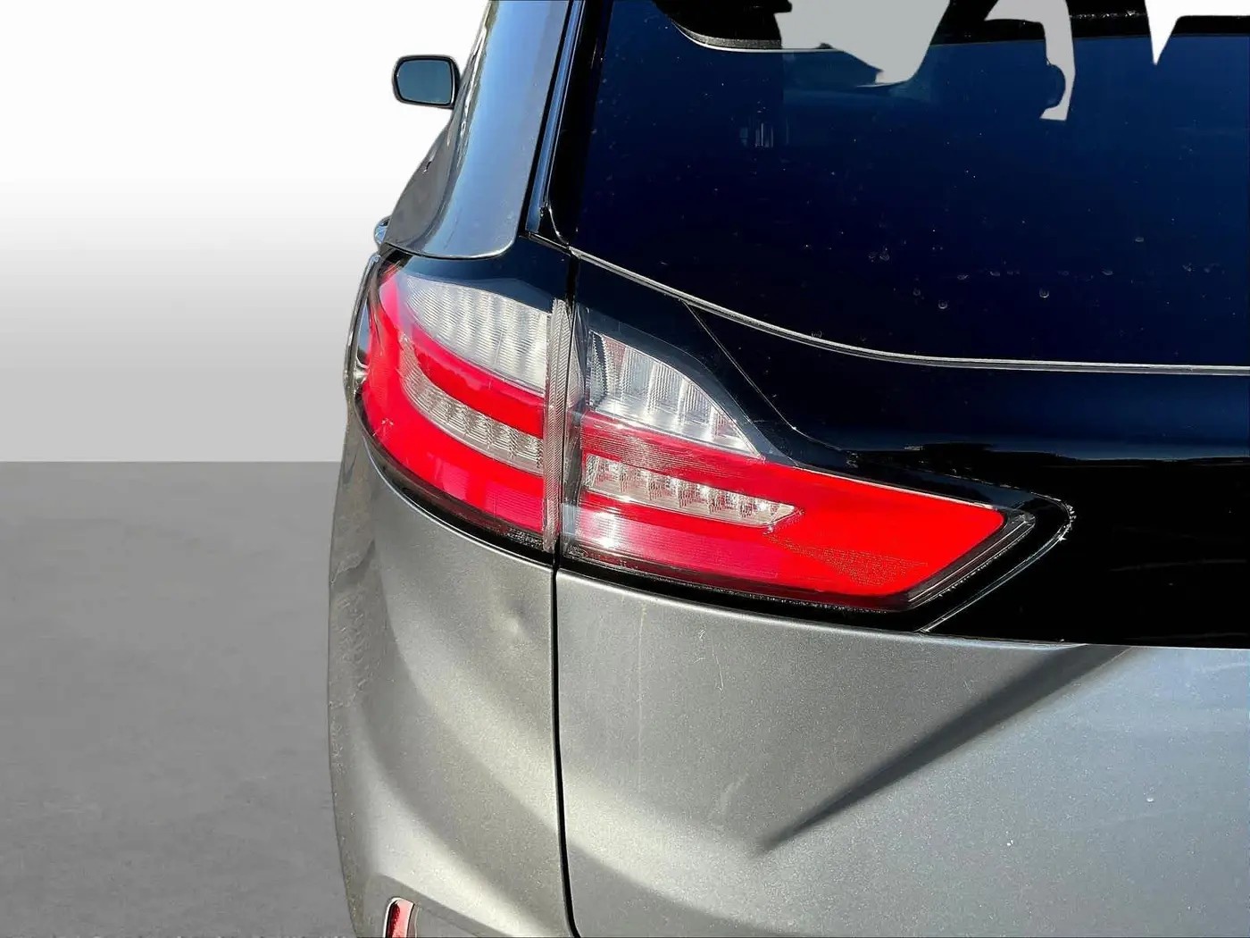 2022 Ford Edge - $19,796