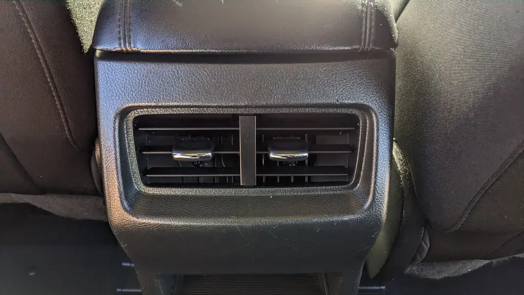 2023 Ford Edge SE