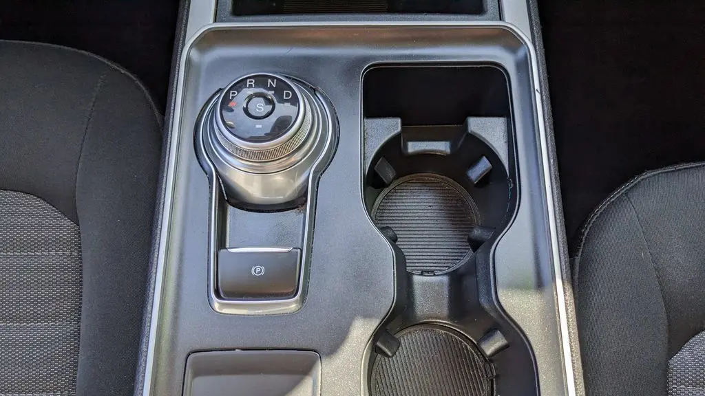 2023 Ford Edge SE