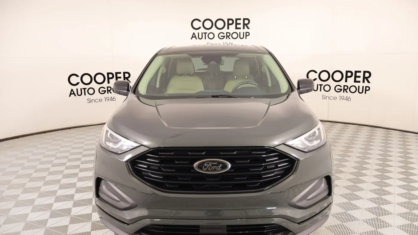 2023 Ford Edge SE