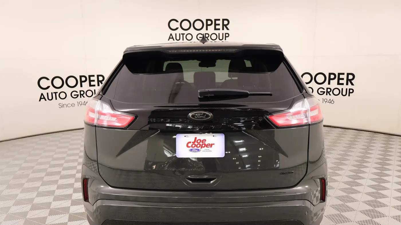 2023 Ford Edge SE