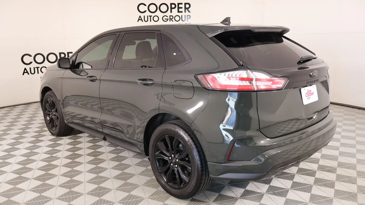 2023 Ford Edge SE