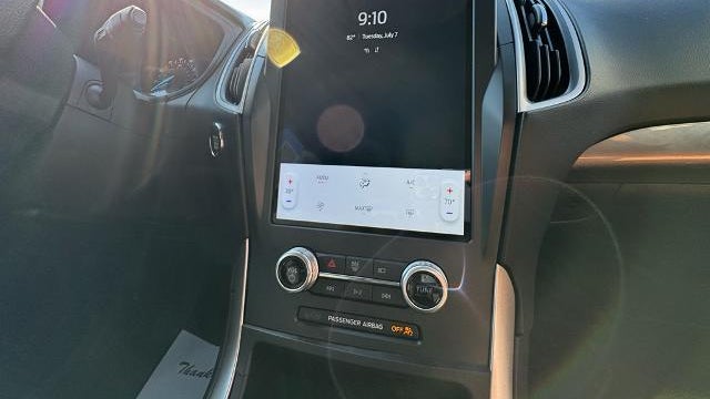 2023 Ford Edge SE