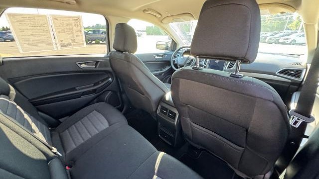 2023 Ford Edge SE