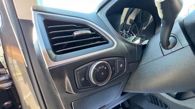 2023 Ford Edge SE
