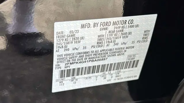 2023 Ford Edge SE
