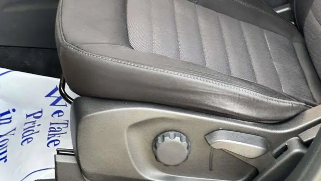 2023 Ford Edge SE