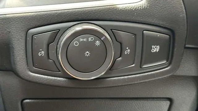 2023 Ford Edge SE