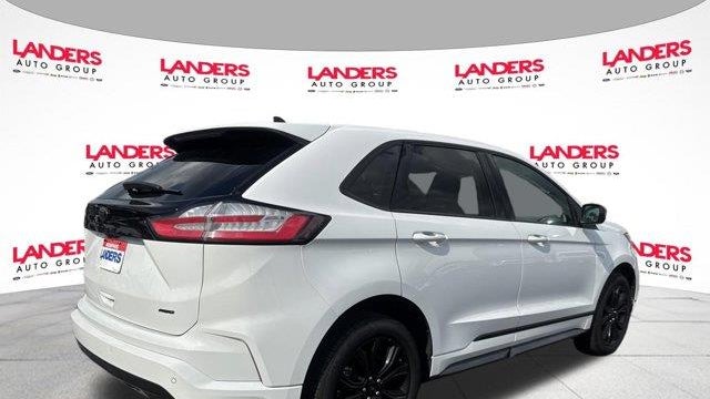 2023 Ford Edge SE