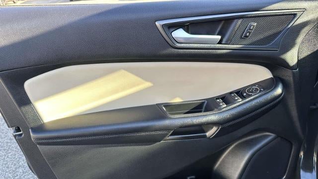 2023 Ford Edge SE