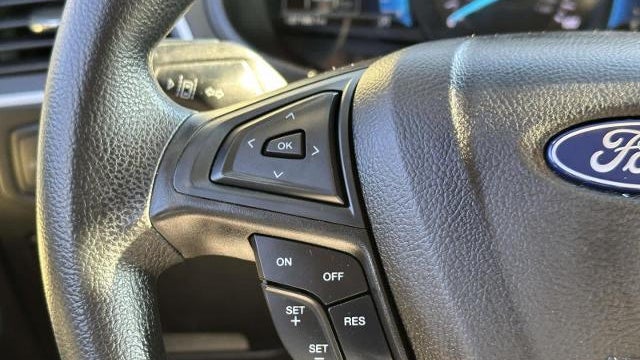 2023 Ford Edge SE