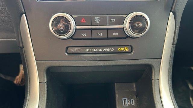 2023 Ford Edge SE