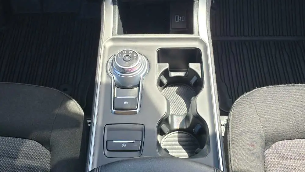 2023 Ford Edge SE
