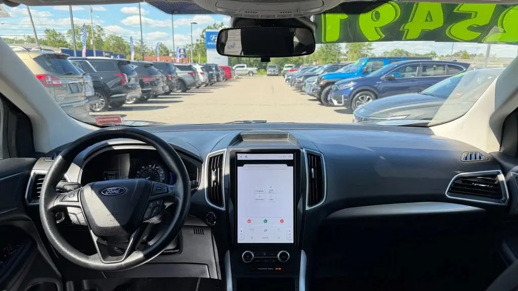 2024 Ford Edge SE