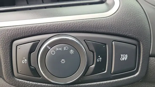 2024 Ford Edge SE
