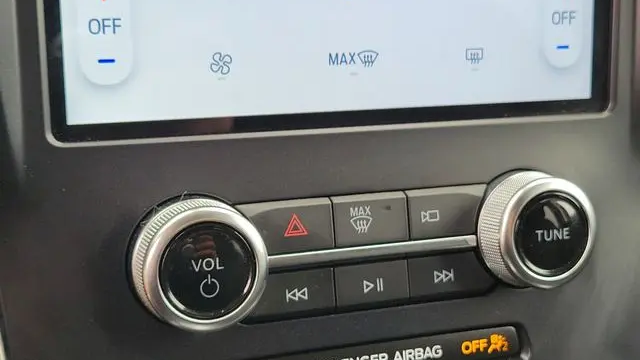 2024 Ford Edge SE