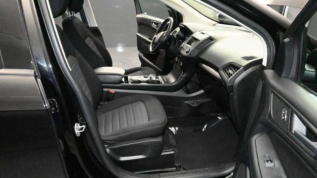 2019 Ford Edge SE