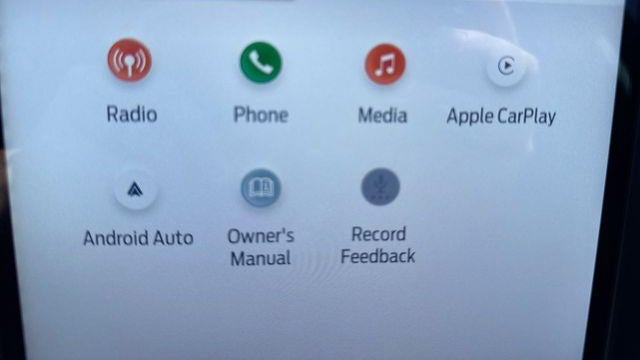2022 Ford Edge SE