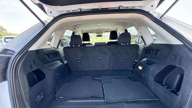 2022 Ford Edge SE