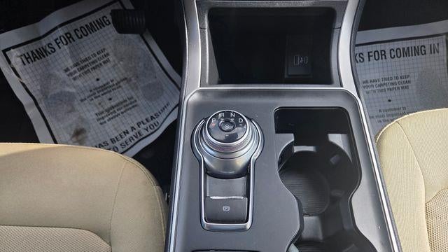 2022 Ford Edge SE