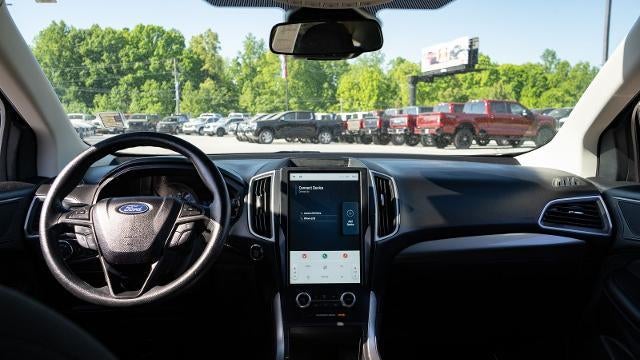 2023 Ford Edge SE