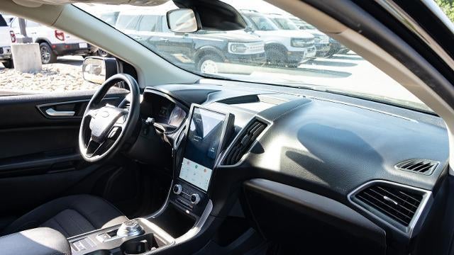 2023 Ford Edge SE
