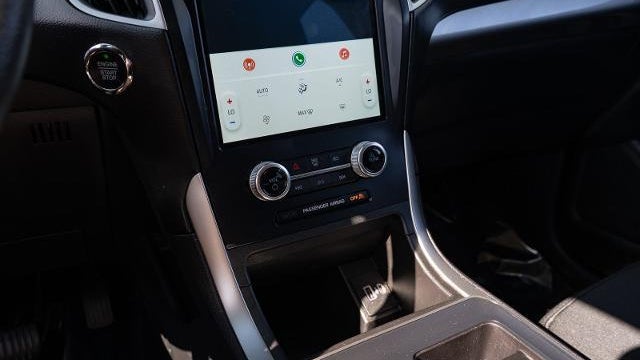 2023 Ford Edge SE