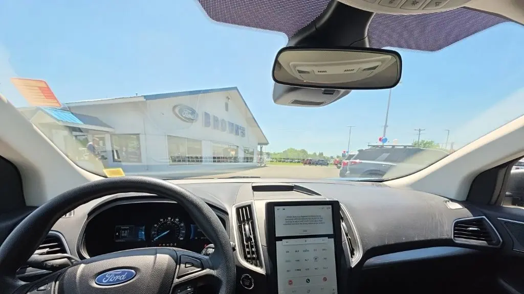 2023 Ford Edge SE
