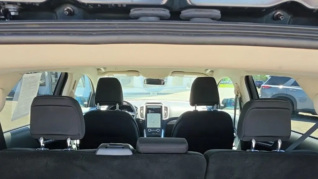 2023 Ford Edge SE