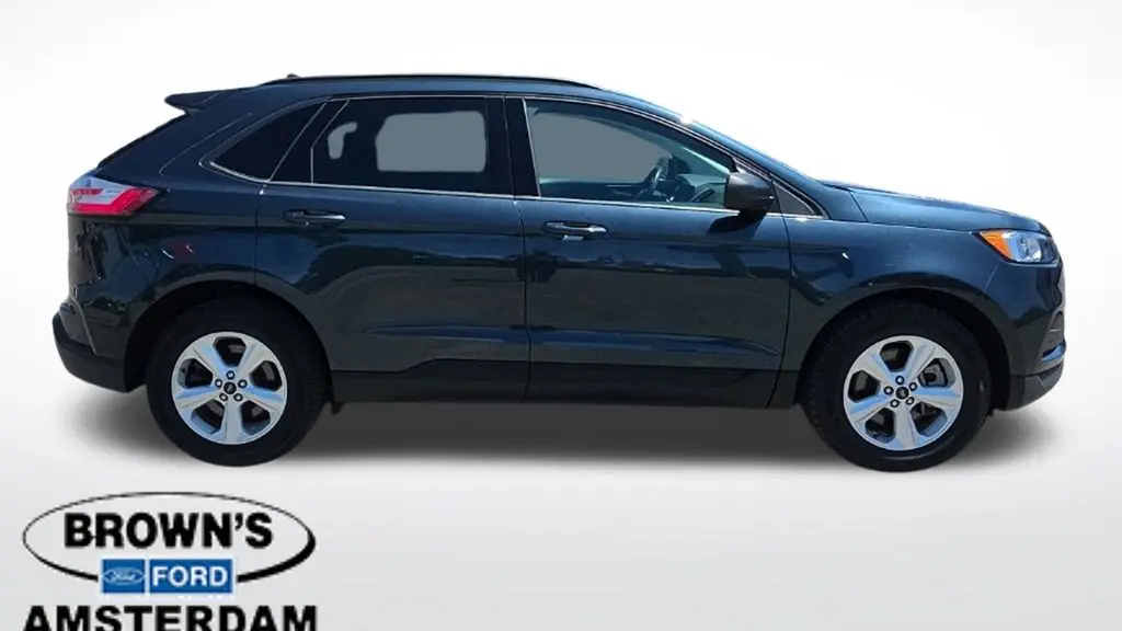 2023 Ford Edge SE