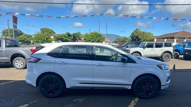2023 Ford Edge SE