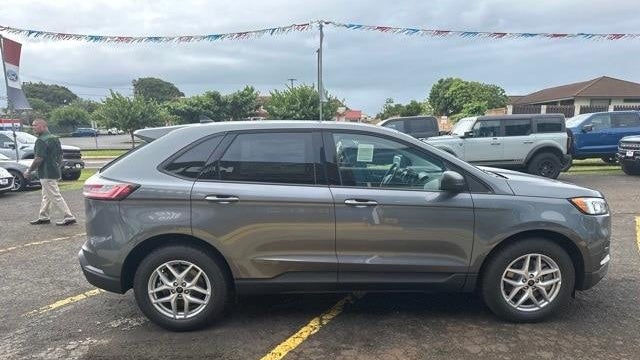 2023 Ford Edge SE