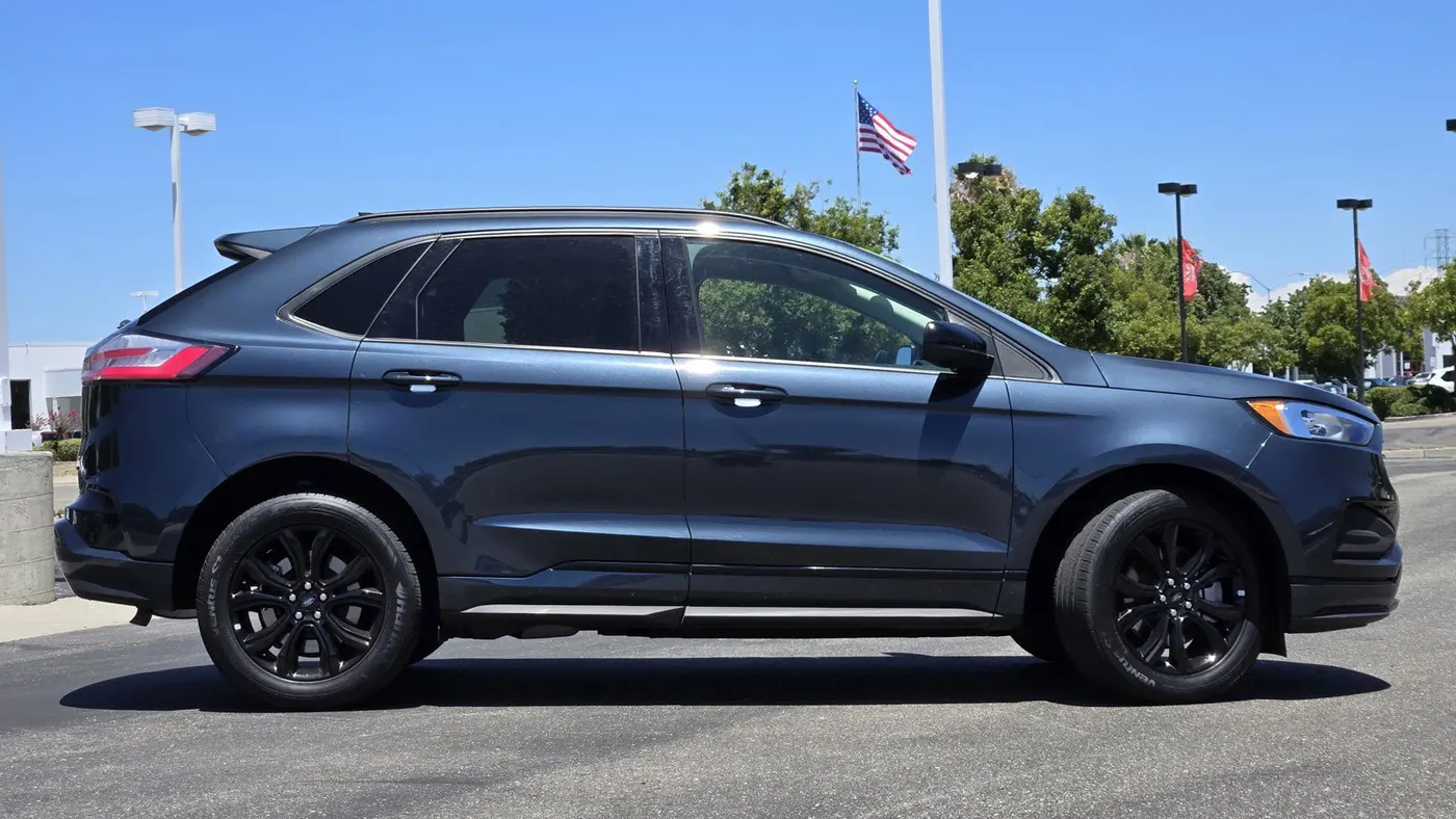 2024 Ford Edge SE