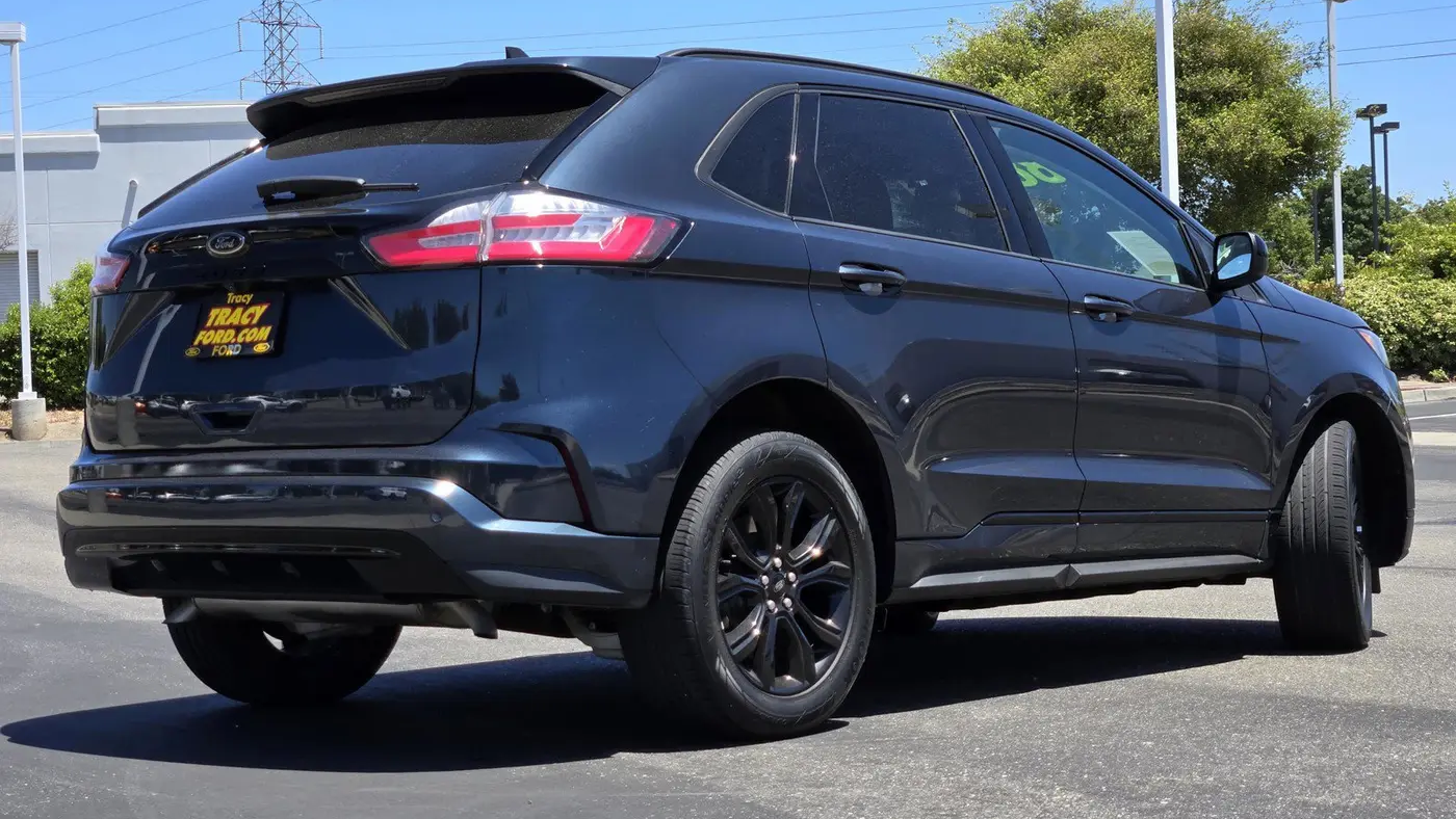 2024 Ford Edge SE