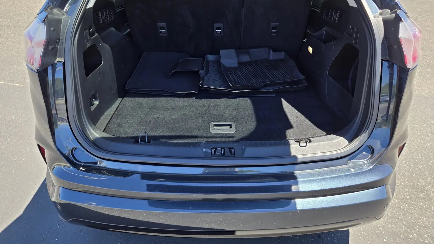 2024 Ford Edge SE