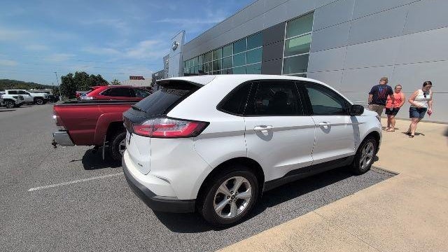 2021 Ford Edge SE