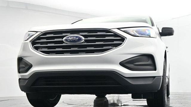 2021 Ford Edge SE