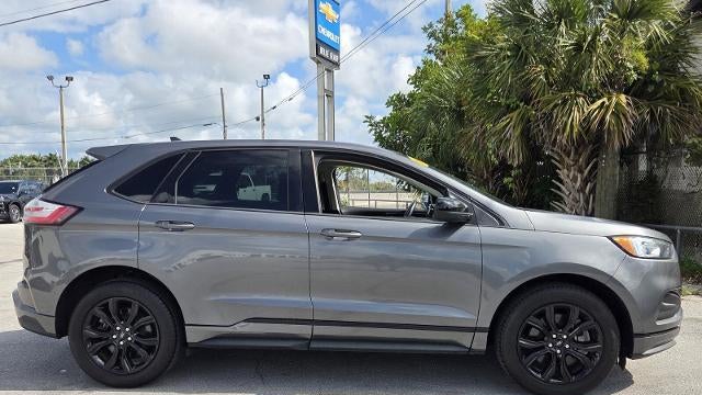 2022 Ford Edge SE