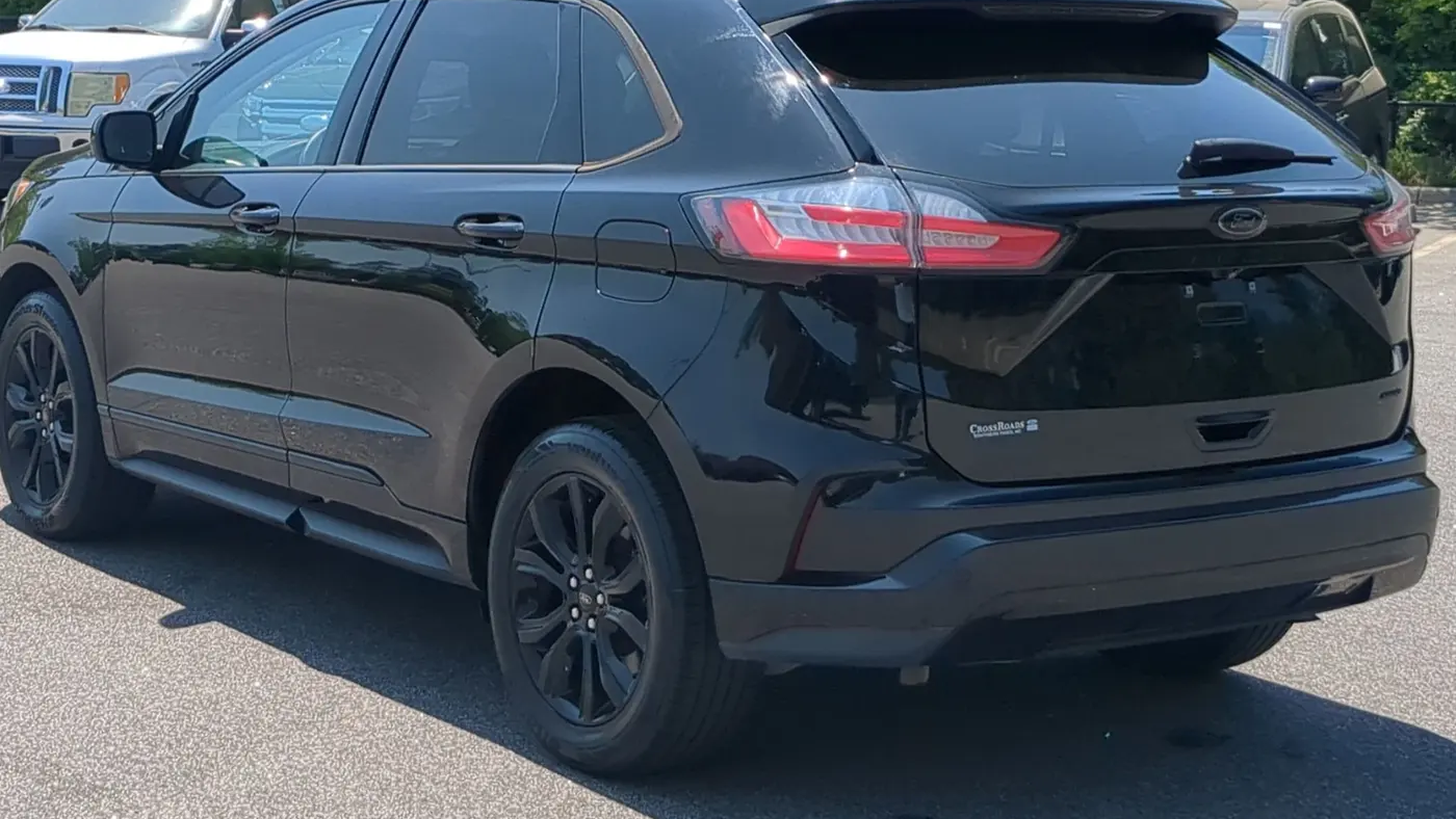 2022 Ford Edge SE