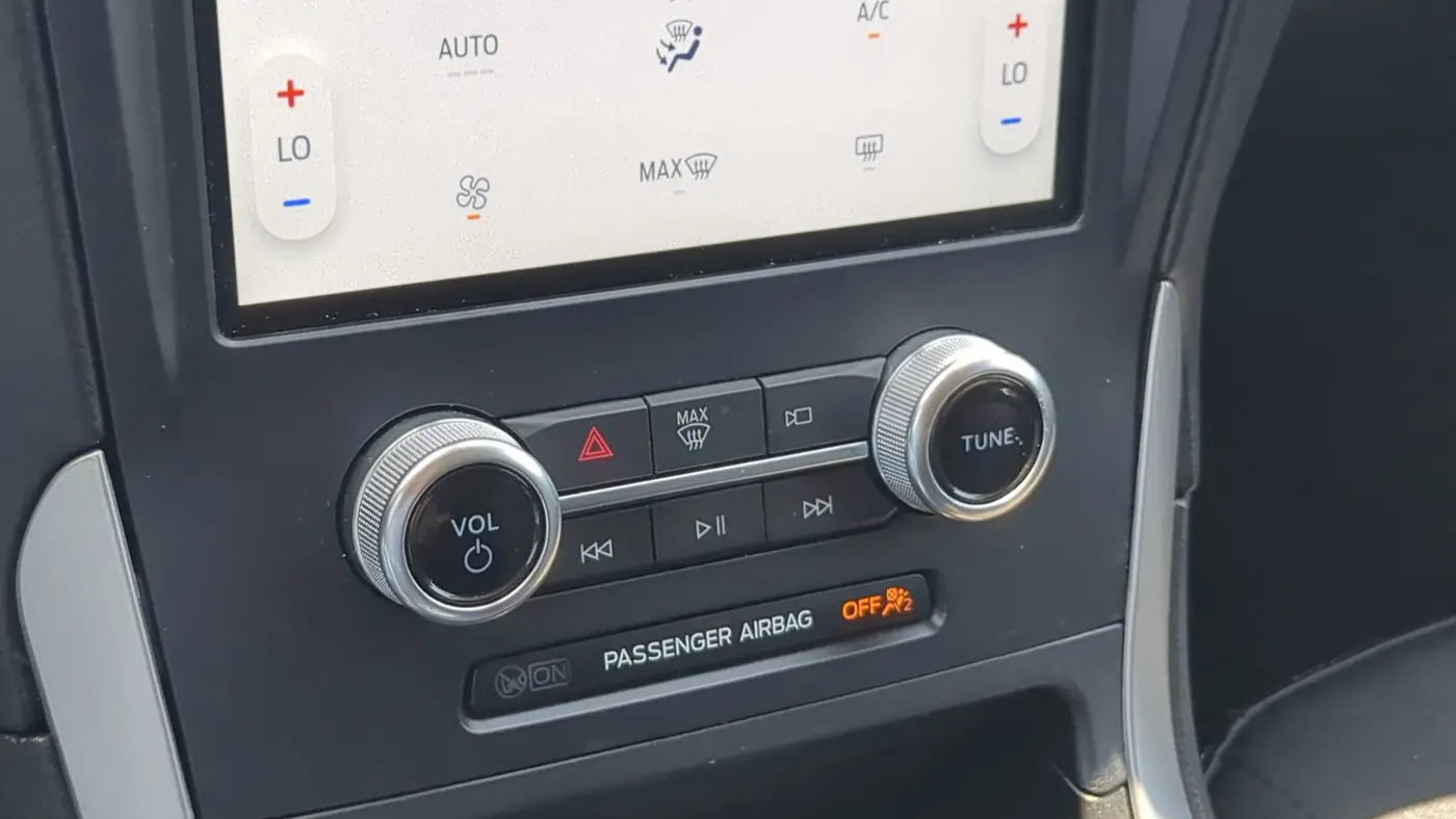 2022 Ford Edge SE