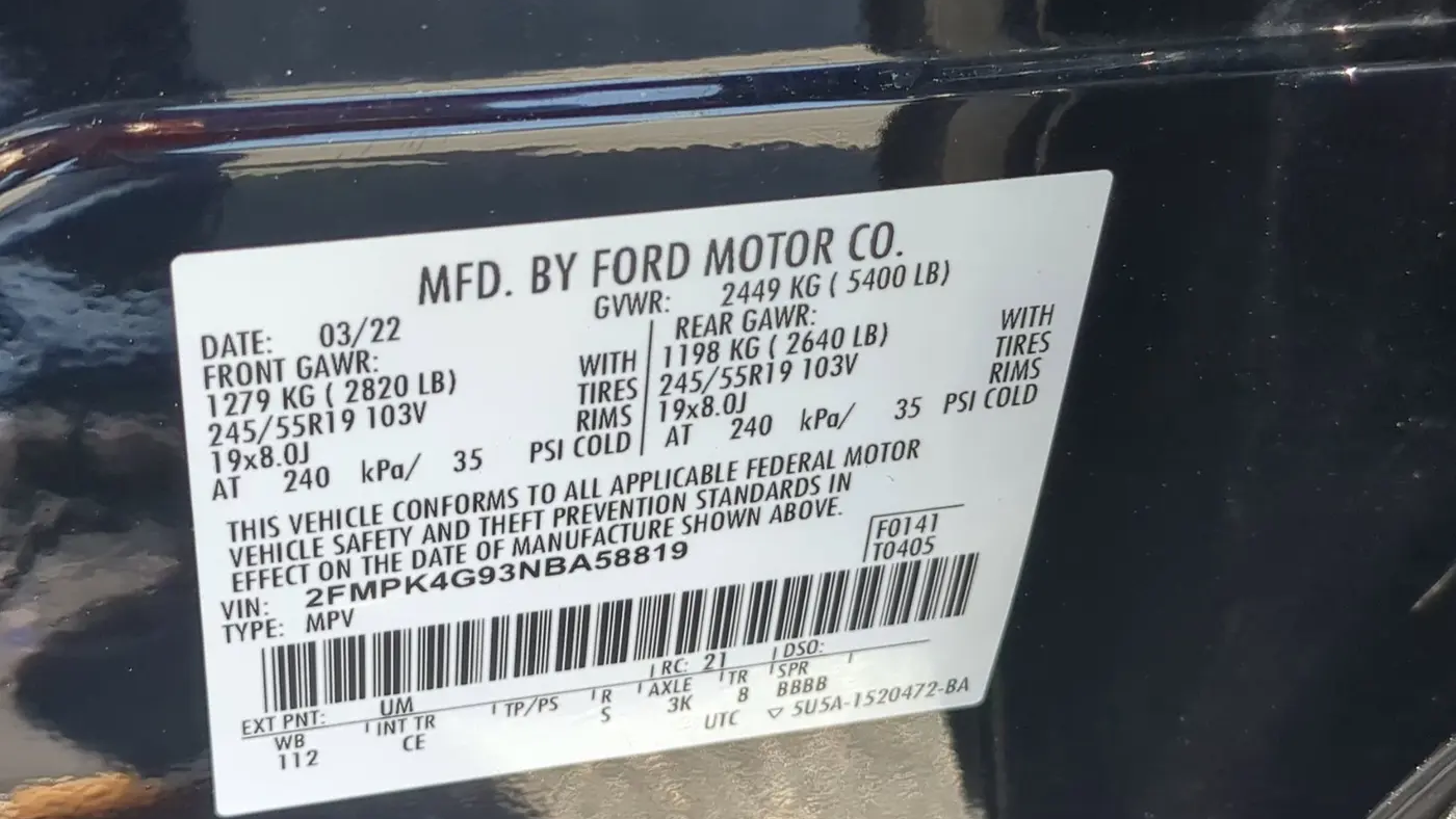 2022 Ford Edge SE