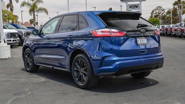 2023 Ford Edge SE